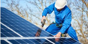 Installation Maintenance Panneaux Solaires Photovoltaïques à Velogny